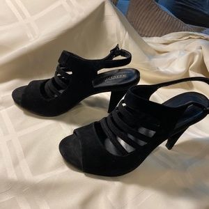 Sexy black suede high heels. Size 8.5 Kenneth Cole Reaction